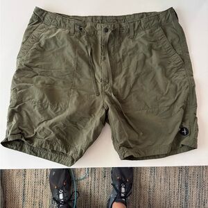 Relwen Shorts “NWOT”